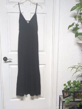 Motherhood Maternity Black V-Neck Spaghetti-Strap Maxi Dress, Sleeveless-small
